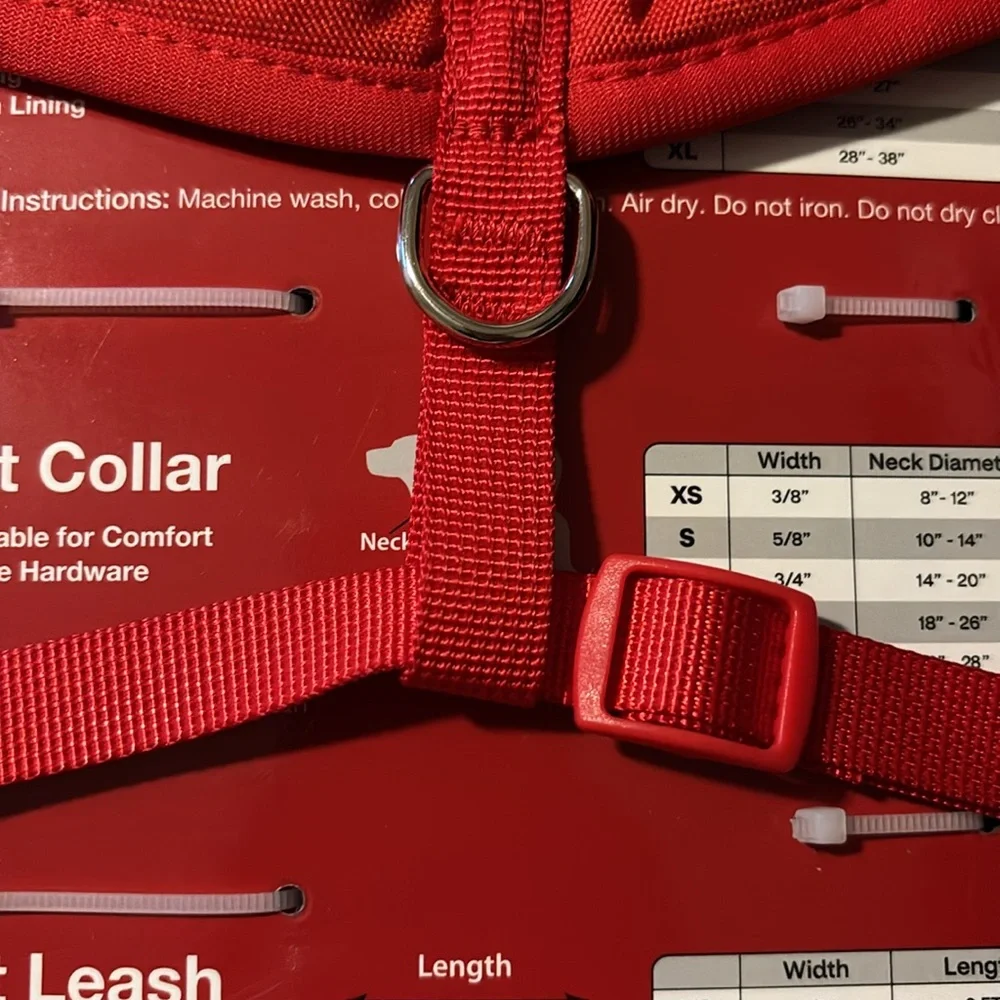 Coleman Red 3 Piece Dog Harness, Leash & Collar Set in Size XS BNWT - Picture 10 of 12